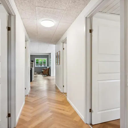 Cosy With Outdoor Hot Tub And Scenic Surroundings In Ferienhaus Ebeltoft
