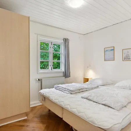 Feriehus Cosy With Outdoor Hot Tub And Scenic Surroundings In *