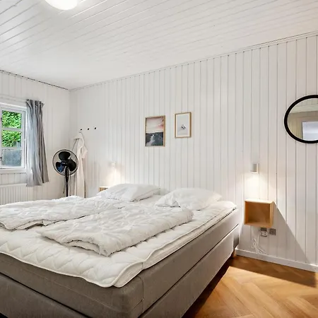 Cosy With Outdoor Hot Tub And Scenic Surroundings In *