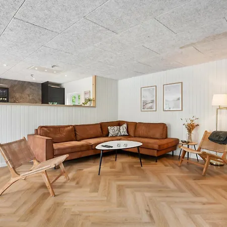 Feriehus Cosy With Outdoor Hot Tub And Scenic Surroundings In