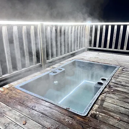 Cosy With Outdoor Hot Tub And Scenic Surroundings In *